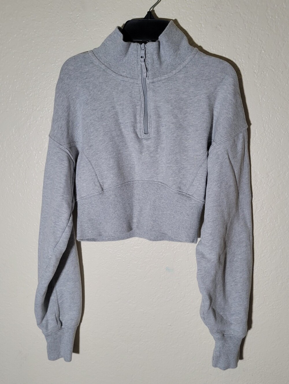 Offline by Aerie | Cropped Gray Thumbholes Sweater Half Zip S Athleisure Preppy